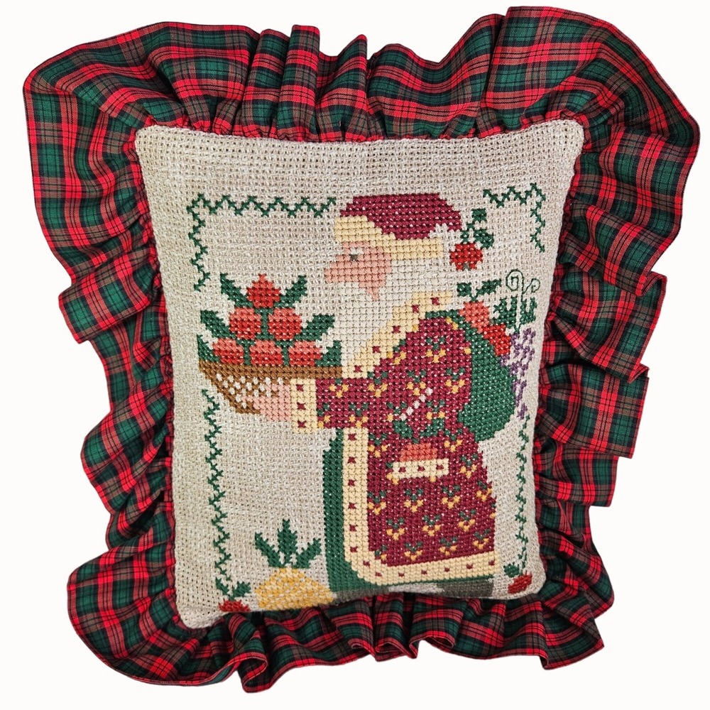 Prairie‎ Schooler Santa 1991 Cross Stitch COMPLETED Pillow Christmas Stitching